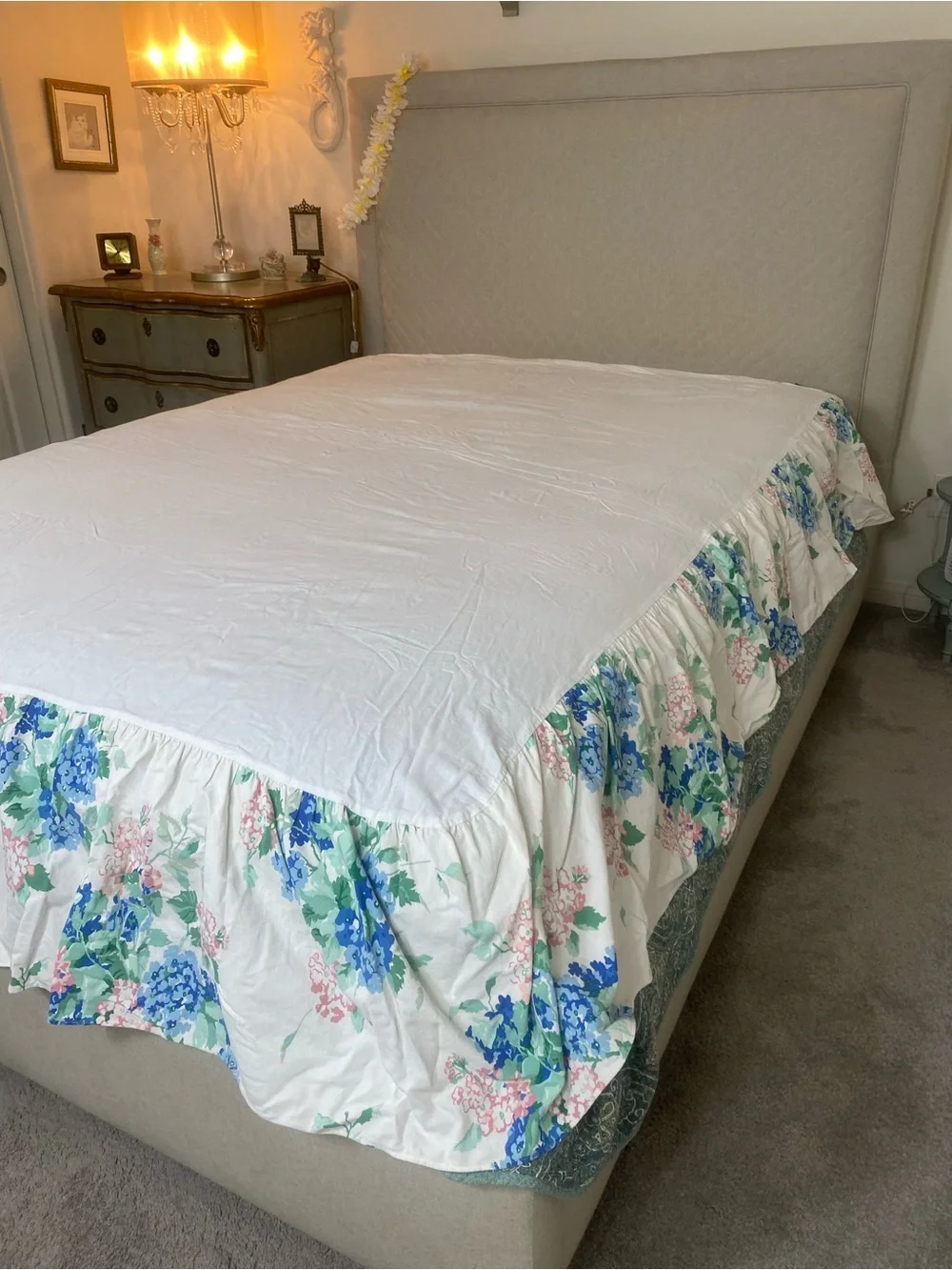 Ralph Lauren Vintage floral Bed skirt with Blue & Pink Floral Ruffle